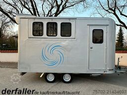  Steinsberger 3-Pferdeanhänger