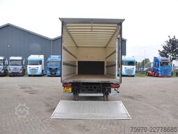 MAN TGL 12.220 2020 Dhollandia 305.740km
