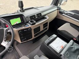 MAN TGL 12.220 2020 Dhollandia 305.740km