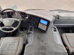 Scania P250 4x2 - Box with sidedoors - Zepro loadlift ...