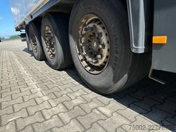 Schmitz Cargobull SKO 24/L CARRIER VECTOR 1550 D/E  / DISCBRAKES ...