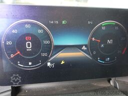 Mercedes-Benz Actros 2133 L Trekker + Hiab Kraan met City Tra...