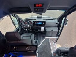 MERCEDES-BENZ 519 Allrad 4 x 4 Vorlauffahrzeug neue ADA