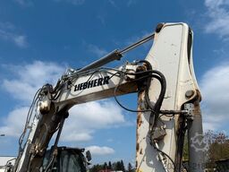 LIEBHERR R946 NLC Kettenbagger 45 Tonnen *4.760 H