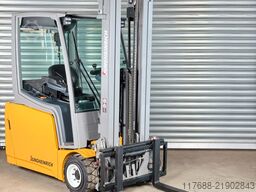 Jungheinrich EFG 220 - Service Neu - Batterie 82% Garantie