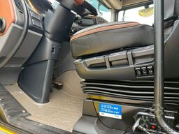 DAF XF 530 6x2 Holztransport Kran PENZ 15Z9.50 *Anh.