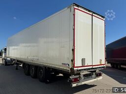 Schmitz Cargobull SCB/S3B / Disk brakes / Double stock