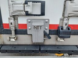 SCHMITZ CARGOBULL SKO 24 Thermo King SLXi 300