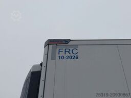 SCHMITZ CARGOBULL SKO 24 Thermo King SLXi 300