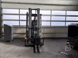 Jungheinrich EFG 215  Triplex
