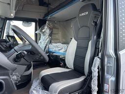 Iveco S-WAY 580 6X2 ADR