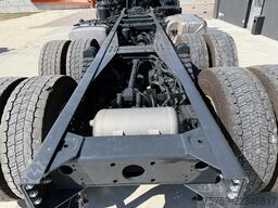 Iveco Trakker 410T50 8x4 CHASSIS Euro6