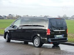 MERCEDES-BENZ EQV 300 pano 8 personen