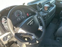 MAN TGX 18.360 XLX / LBW / Koffer