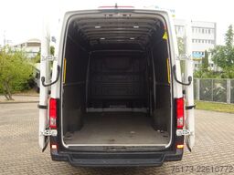VW Crafter Kasten 35 lang plus Hochdach FWD