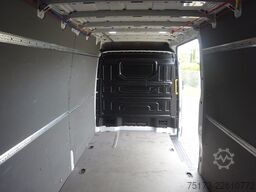 VW Crafter Kasten 35 lang plus Hochdach FWD