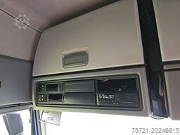 RENAULT T 440