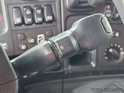 SCANIA P320 6X2*4 LAMBERET LIFT