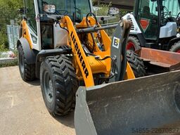 LIEBHERR L504 Compact