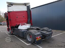 Mercedes-Benz Actros 1942 damaged Tractor unit