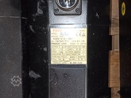 Fanuc Servo Motoren + Steuerungen