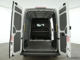 VOLKSWAGEN Crafter Kasten 35 L3H3 Autom. NAVI DAB PDC TEMP