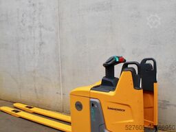 Jungheinrich ERE 125 LI-ION