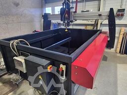 OMAX MAXIEM 1515