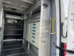VOLKSWAGEN Crafter Kasten Kasten 35 mittellang Hochdach FWD