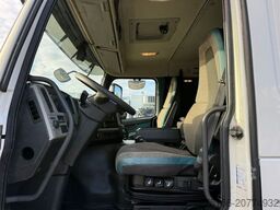VOLVO FM 370 Fernverkehr Kühlk.7,8m LBW RMOKING