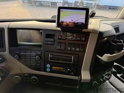 VOLVO FM 370 Fernverkehr Kühlk.7,8m LBW RMOKING