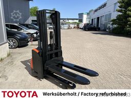 Toyota SWE 140 L / 190 Std.!