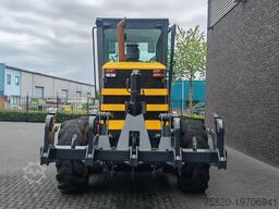 New Holland RG 200 B MOTORGRADER + RIPPER FROM 2012 HOURS 4237