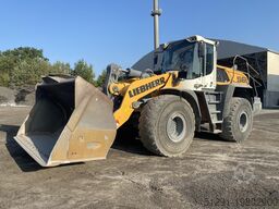 LIEBHERR L566 X-Power