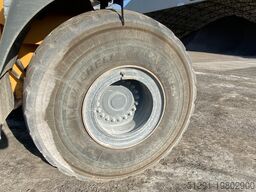 LIEBHERR L566 X-Power
