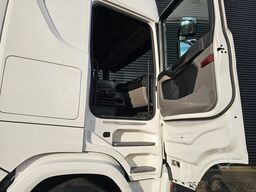 Scania S660 V8 / 6x2 BOOGIE / RETARDER / FULL AIR