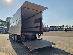 Volvo FM 330 6x2*4 - Box with lifting roof - Loadlift...