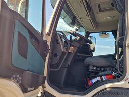 Volvo FM 330 6x2*4 - Box with lifting roof - Loadlift...