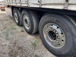 SCHMITZ CARGOBULL SCS 24/L , Liftachse, Alufelgen