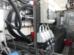 FERROMATIK MILACRON Maxima 650