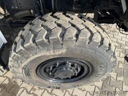 MAN 26.440 6x6 Abrollkipper Hiab Multilift