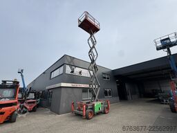 SKYJACK SJ 6832RT Schaarhoogwerker / Scissor / Arbeitsbuhne 2015 4X4 Kubota Diesel 12M