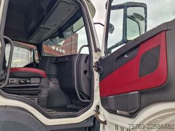 Volvo FM 420 Globetrotter 6x2 - Box with sidedoors - ...