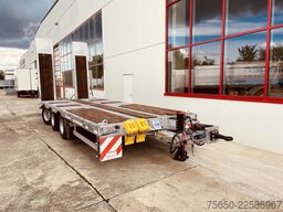 Möslein TT 31  31 t GG Tridem- Tieflader 3 Achs, gelenktNeufahrzeug
