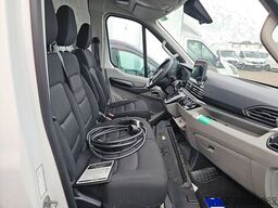 MAXUS EDELIVER 9 LED camera carplay