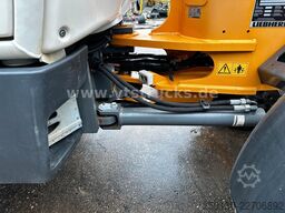 LIEBHERR L506C Schaufel/Palettengabel