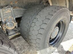 MERCEDES-BENZ Actros 4151 V8 8x4 / Bordmatik / Retarder