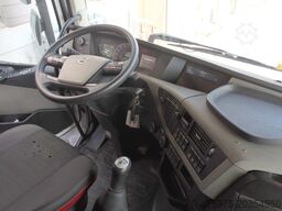 Volvo FH12 460 motrice porta casse mobili usat