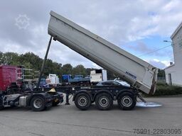 SCHMITZ CARGOBULL Schmitz Stahlmuldensattel 25CBM Top gepflegt