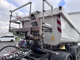 SCHMITZ CARGOBULL Schmitz Stahlmuldensattel 25CBM Top gepflegt